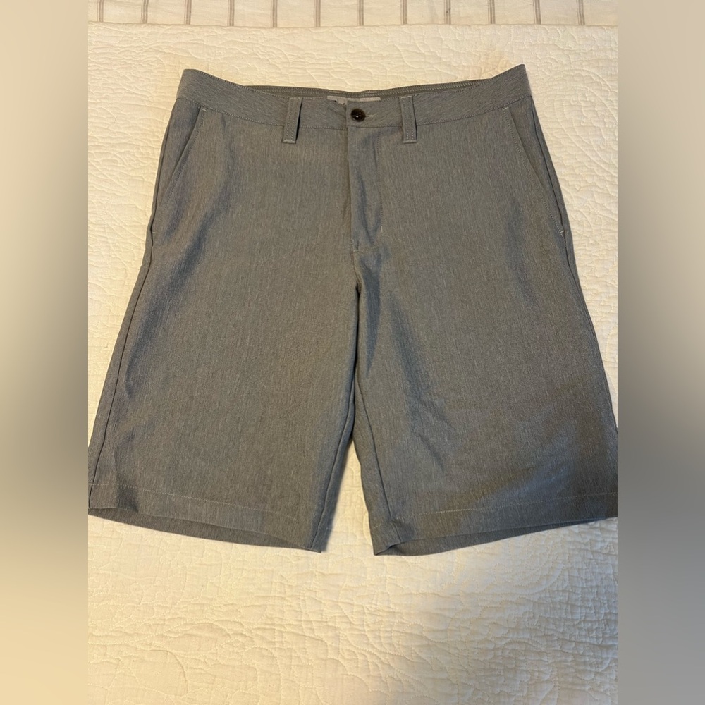 Men’s TravisMathew Men’s Shorts 34 - Gray